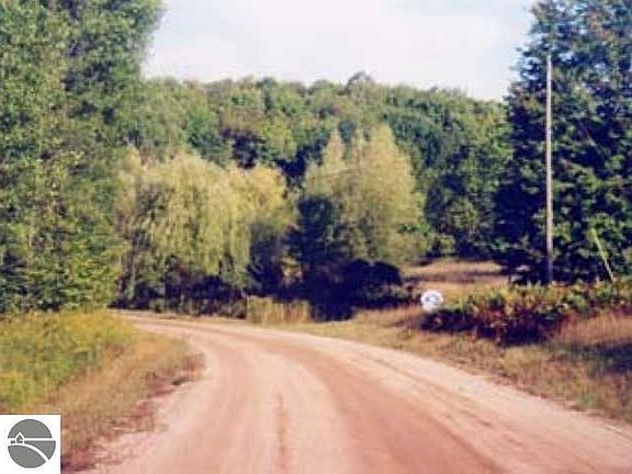 5th image of 0 Lewin Rd