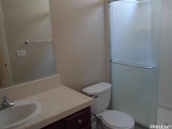 3rd image of 3911 Bougainvillea Dr