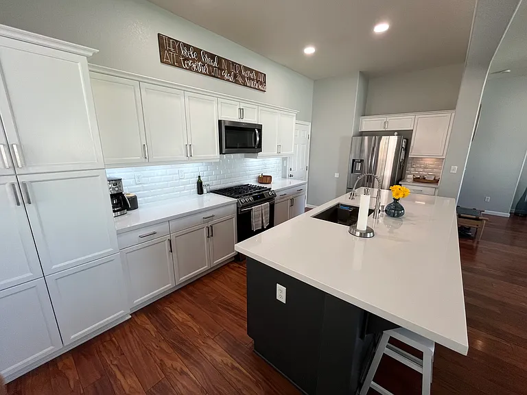 645 W Fremont Ave — Photo 6