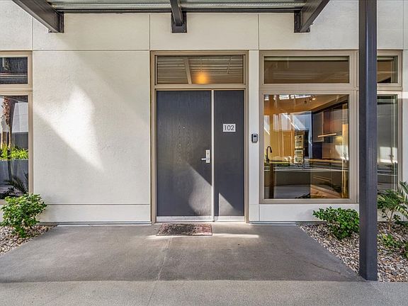3rd image of 8925 W Flamingo Rd Unit 102