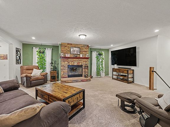 4th image of 7783 Fowler Rd
