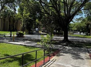 14525 N Kendall Dr #304J, Miami, FL 33183