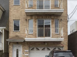 134 Beach St, Jersey City, NJ 07307