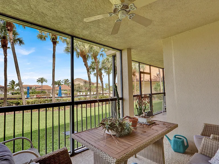 701 Seafarer Cir #105 — Photo 22