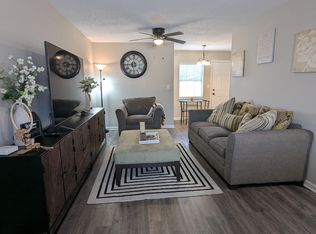 252 Garden Cir, Hinesville, GA 31313