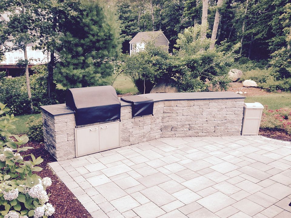 2nd image of 14 Cartway Ln