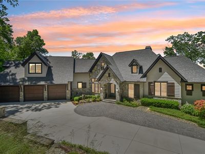 1110 Mountain Summit Rd, Travelers Rest, SC, 29690