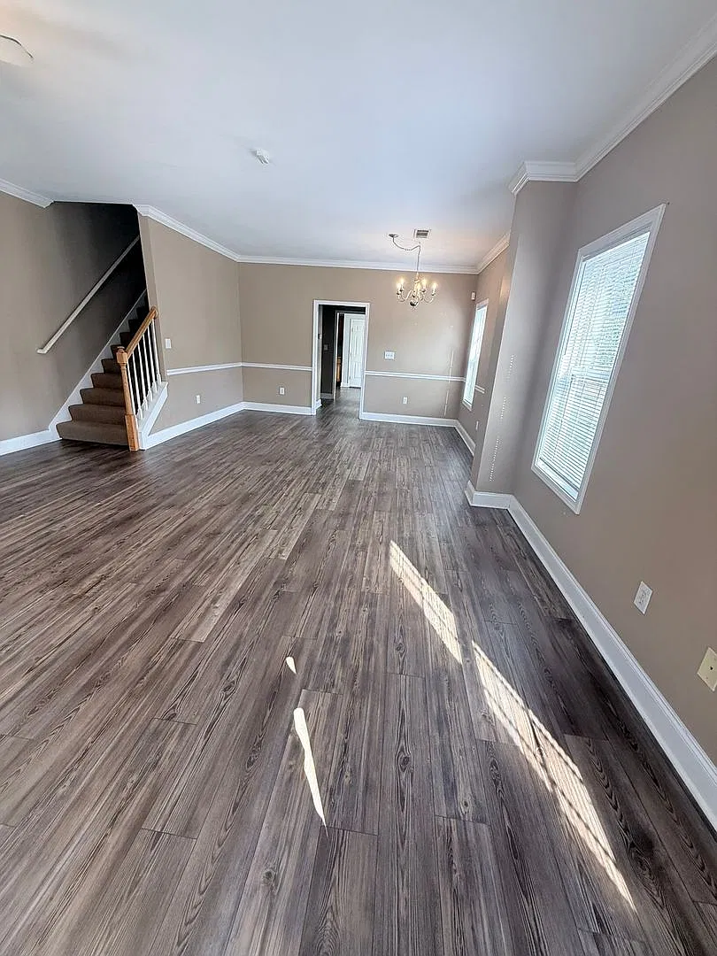 Spacious 3-Bedroom Home Near Barnett Shoals Road — Photo 4