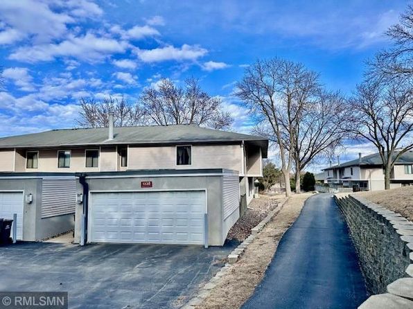 1228 Wagon Wheel Rd, Hopkins, MN 55343