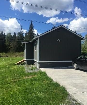 3rd image of 7506 137th Ave NE
