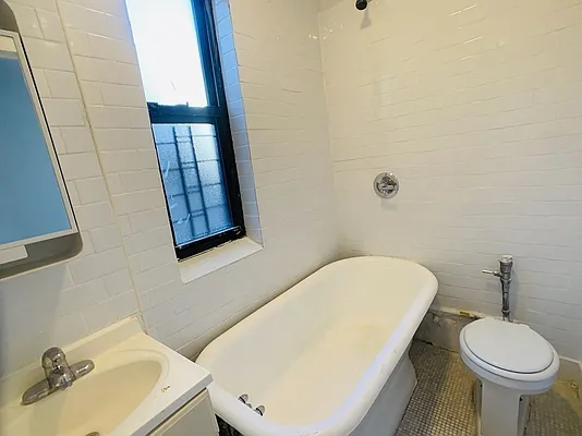 Rented by Realty Nerd | media 43