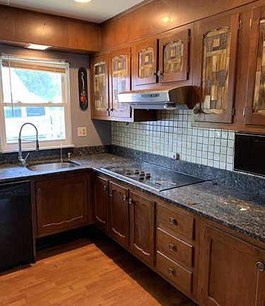 3rd image of 491D Dartmoor Ct