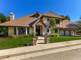 19061 Dorlon Dr, Tarzana, CA 91356