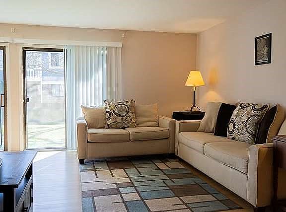 2nd image of 547 Williamsburg Ct APT C1
