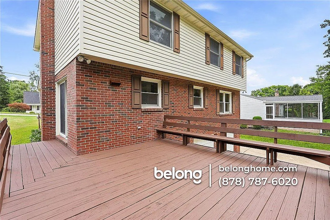 5 bed, 2.5 bath, 1927 sqft, $2,935 — Photo 4