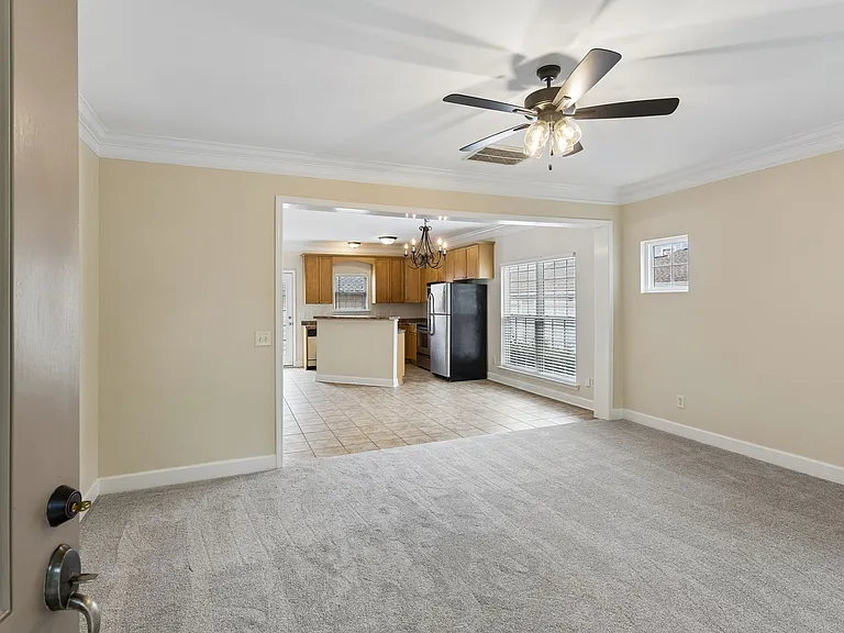 7855 Heaton Way — Photo 7