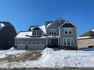 3184 Red Fox Trl, Columbus, IN 47201