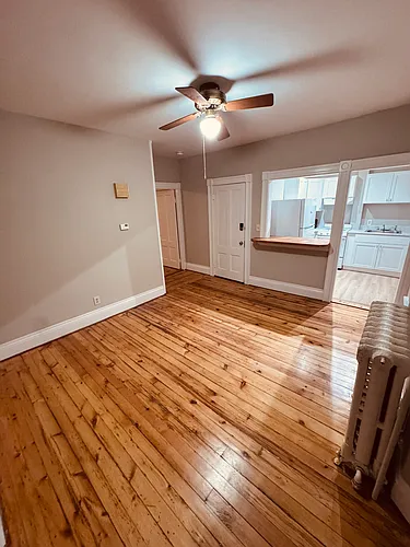 393 Pleasant St #2E Photo 1