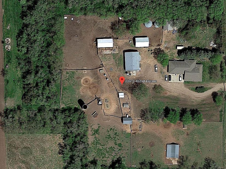 1st image of 23913 462nd Ave