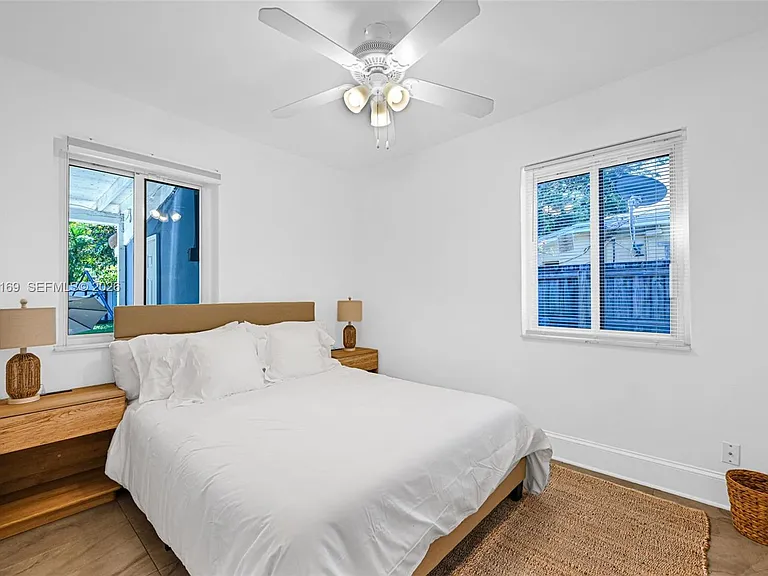 1328 N Andrews Ave — Photo 14