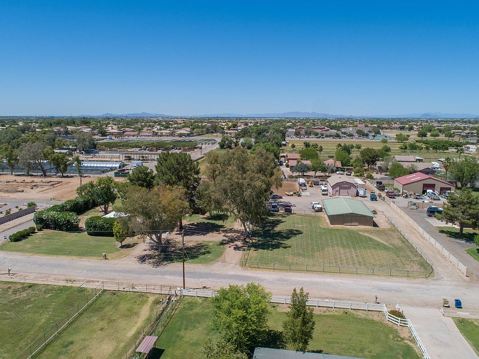 2nd image of 12412 E Via De Palmas