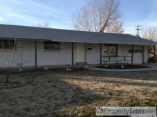 1st image of 1028 Oak Dr