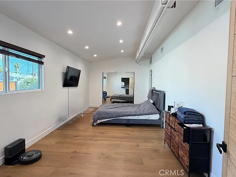 7257 Wilbur Ave — Photo 10