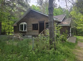 15 Brentwood Ave, Tupper Lake, NY 12986