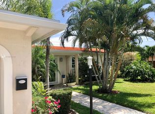 913 SE 7th Ct, Deerfield Beach, FL 33441