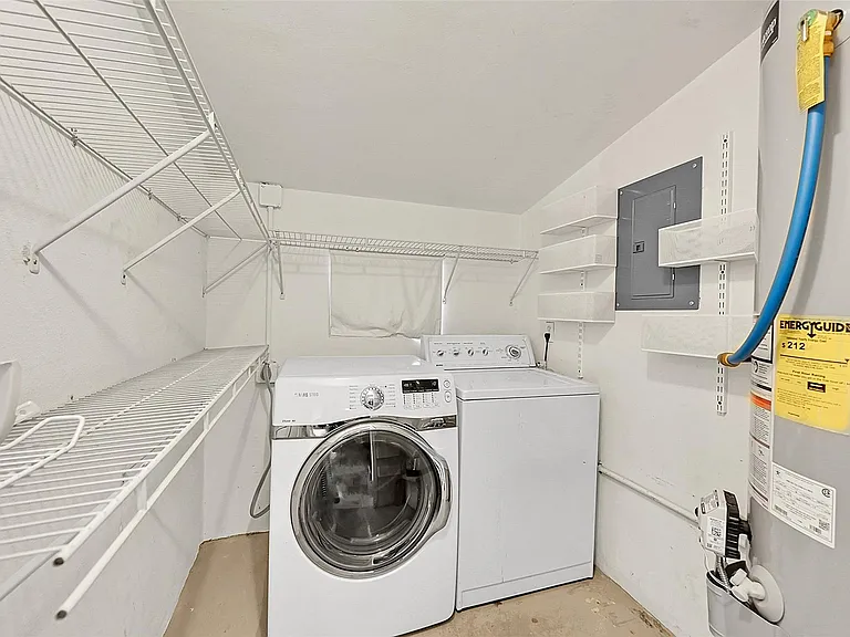 2200 NE 54th St E #EAST — Photo 18