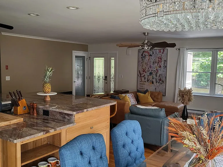 57 Shore Dr — Photo 8