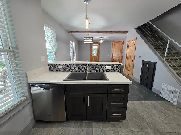 920 2nd Ave S #922 — Photo 6