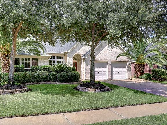 2nd image of 13735 Sherburn Manor Dr
