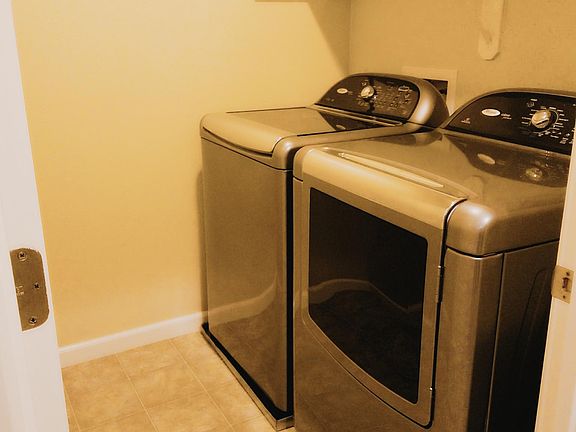 laundry in-unit