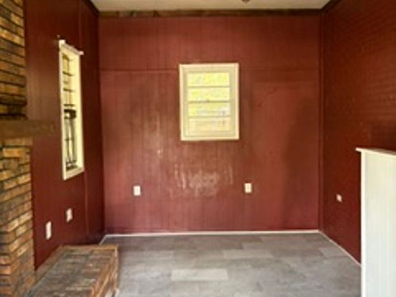 5th image of 2117 15th Ave
