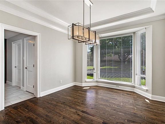 5th image of 8809 Flint Falls Dr