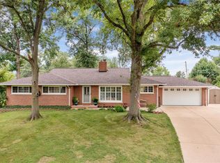 11919 Cresthaven Ct, Saint Louis, MO