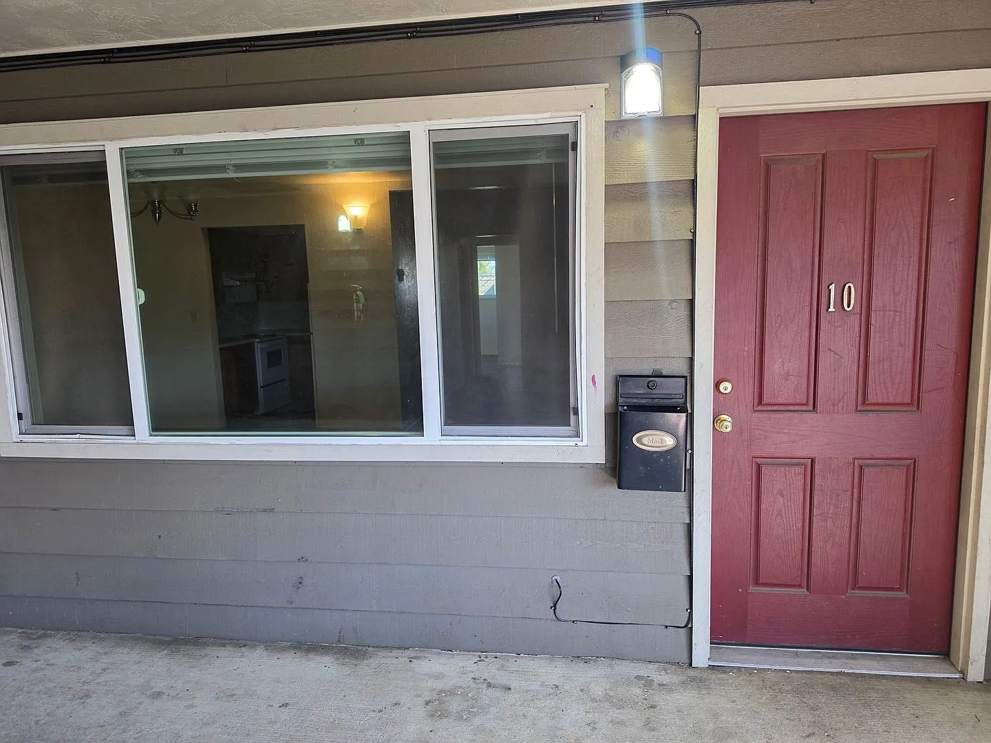 1718 - Mingus Park Apartments — Photo 3
