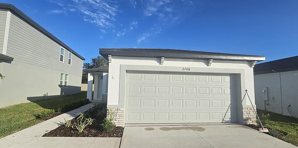 1st image of 2706 VIRGINIA PINE DR.