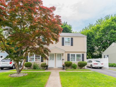 12 Vine Hill Road, West Hartford, CT, 06110