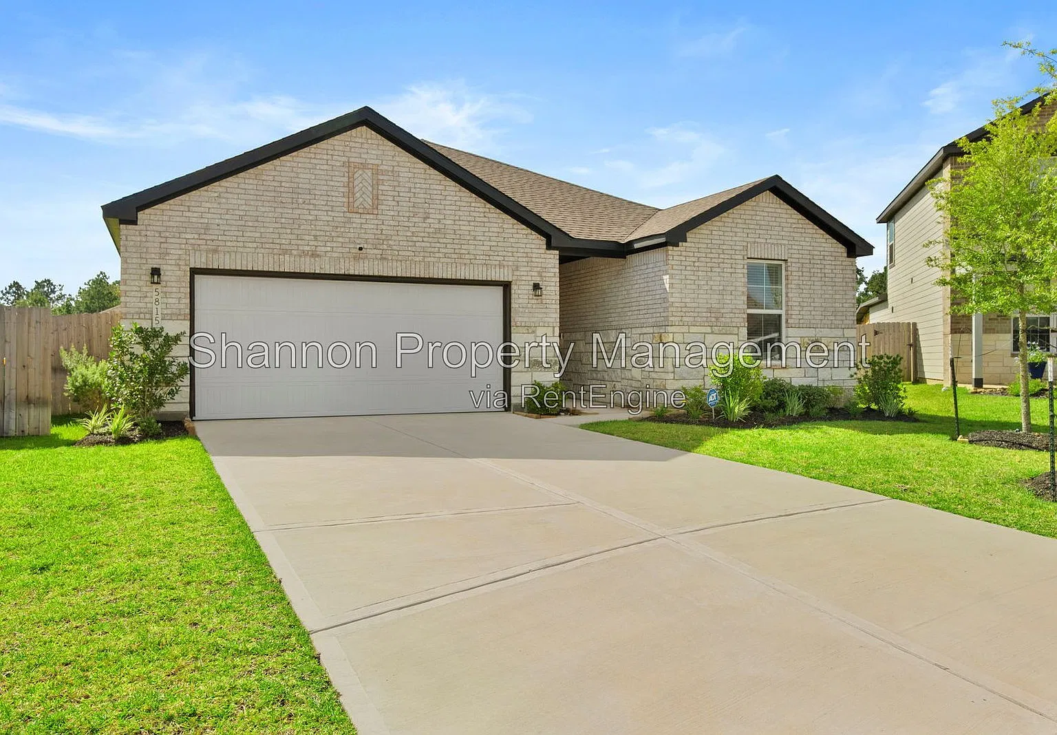 3 bed, 2.0 bath, 1869 sqft, $1,795 — Photo 1