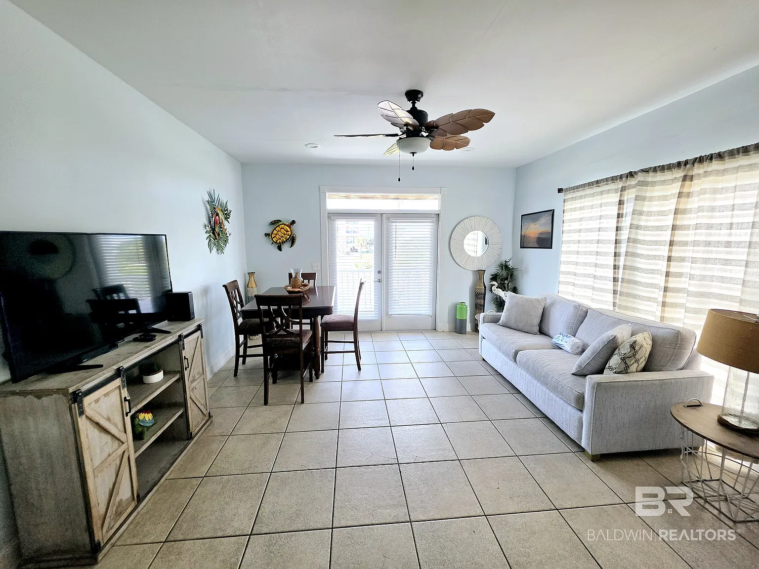 1433 W Lagoon Ave — Photo 2