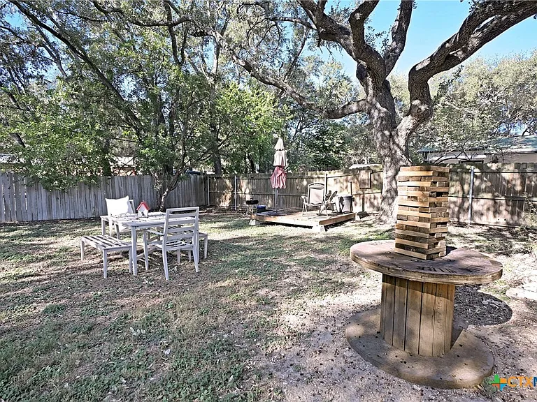 553 Scenic Dr — Photo 31