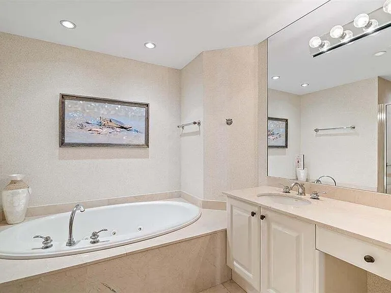 800 Ocean Dr #1104 — Photo 4