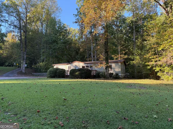 1262 Rock Quarry Cir, Toccoa, GA 30577