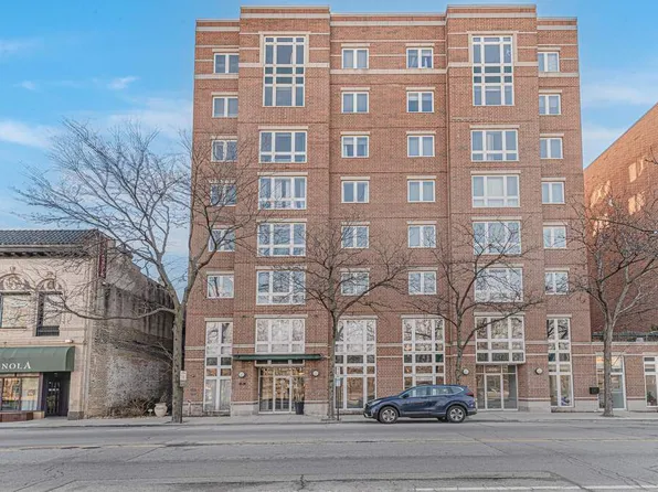 811 Chicago Ave APT 401, Evanston, IL 60202