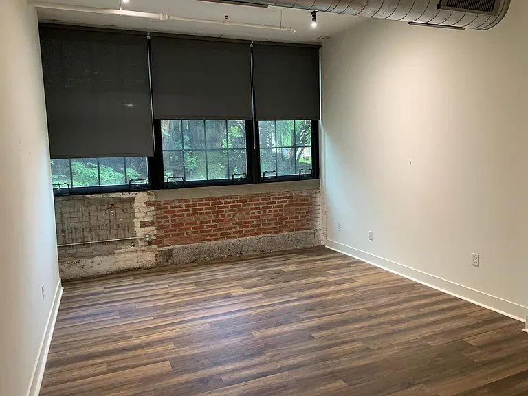 Kent Lofts — Photo 33