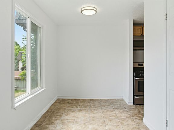 2nd image of 5396 S Willow Ln