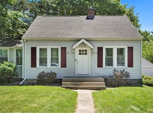 2010 Fairfield Rd, Portage, MI 49002