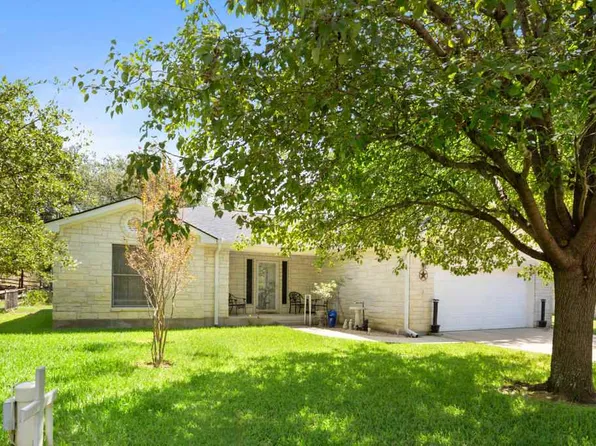 282 Skyview Dr, Kingsland, TX 78639